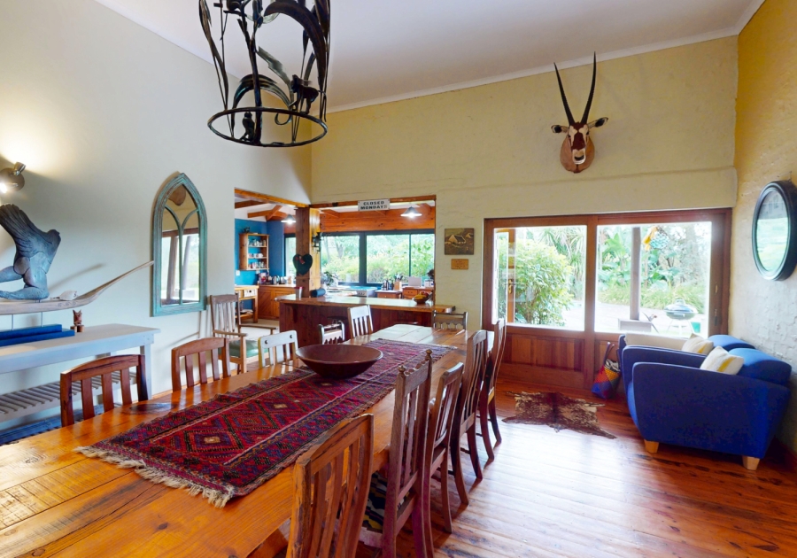 To Let 5 Bedroom Property for Rent in Rheenendal Western Cape